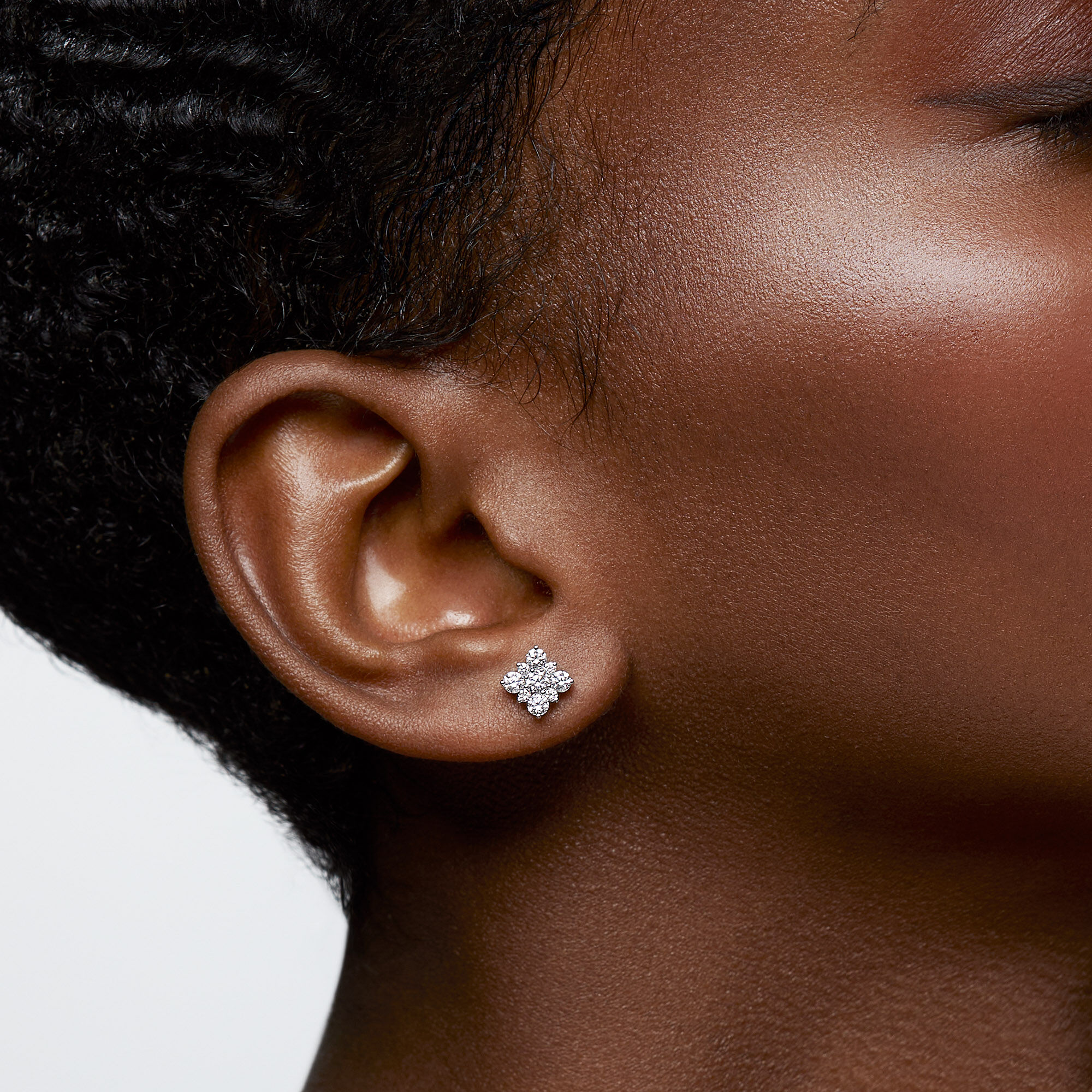 Discount diamond stud earrings hotsell